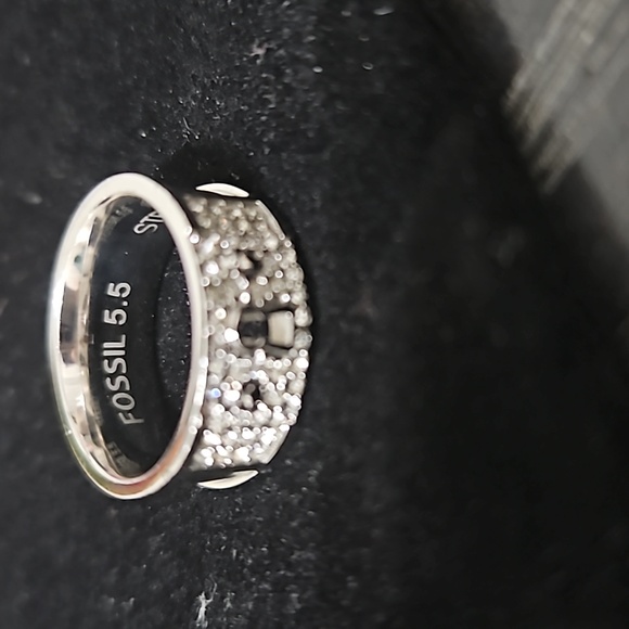 Fossil Keyhole Ring 5.5 - Picture 3 of 5